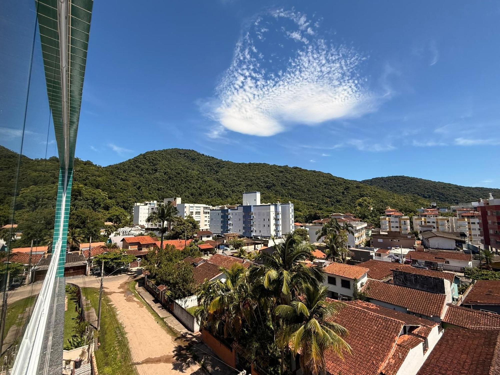 Toninhas 330m Da Ar Condicionado Churrasqueira E Piscina
